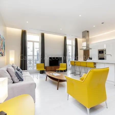 Clic 20 Apartment